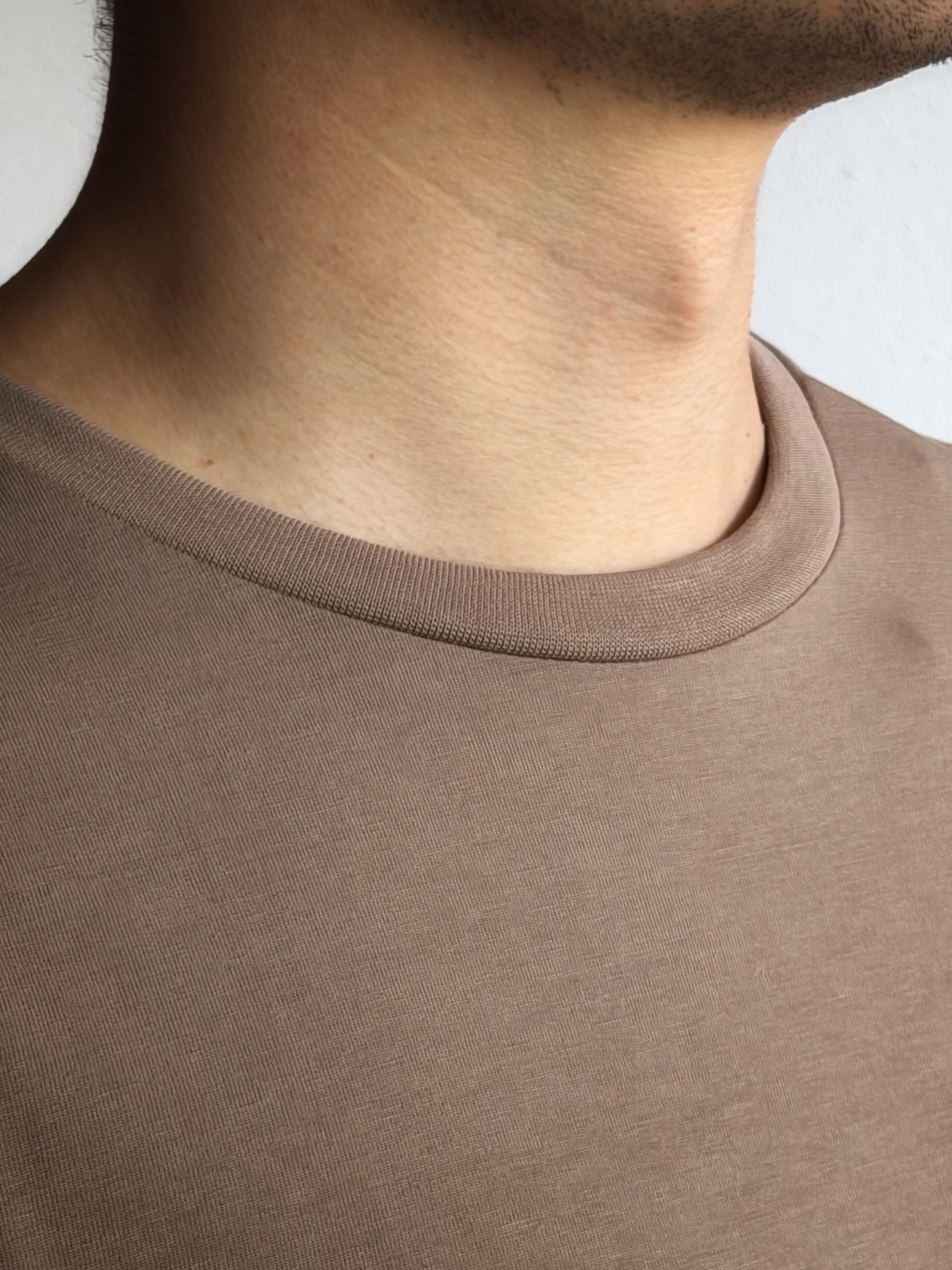 PLAYERA ORIGINALS BFREZKO "COFFEE"