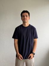 Cargar imagen en el visor de la galería, PLAYERA MANGA CORTA RELAXED FIT ¨NAVY¨
