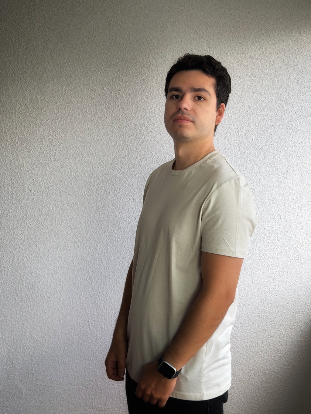 PLAYERA ORIGINALS BFREZKO "BEIGE"