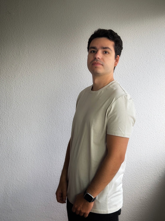 PLAYERA ORIGINALS BFREZKO "BEIGE"